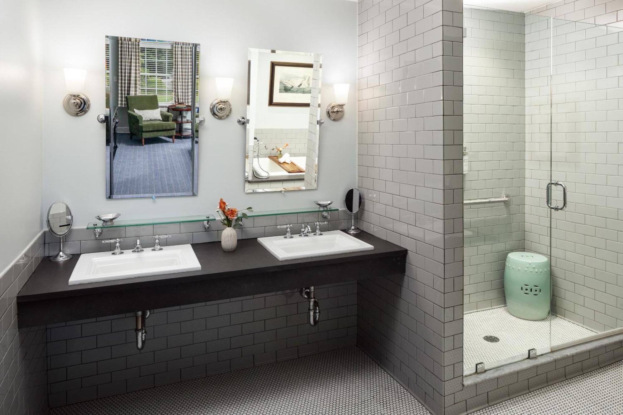 Colgate Inn Hamilton Экстерьер фото